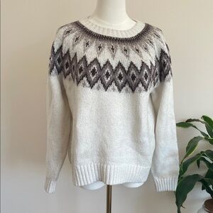 Old Navy White and Brown Patterned Sweater